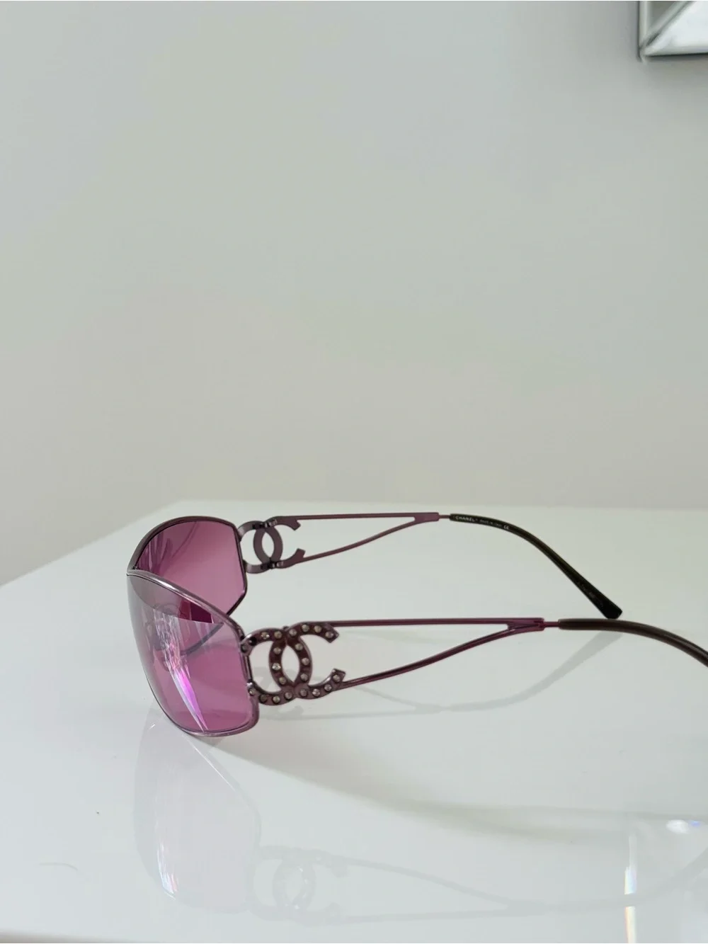 RARE 🍒 Vintage Authentic Chanel rhinestone CC sunglasses ✨
